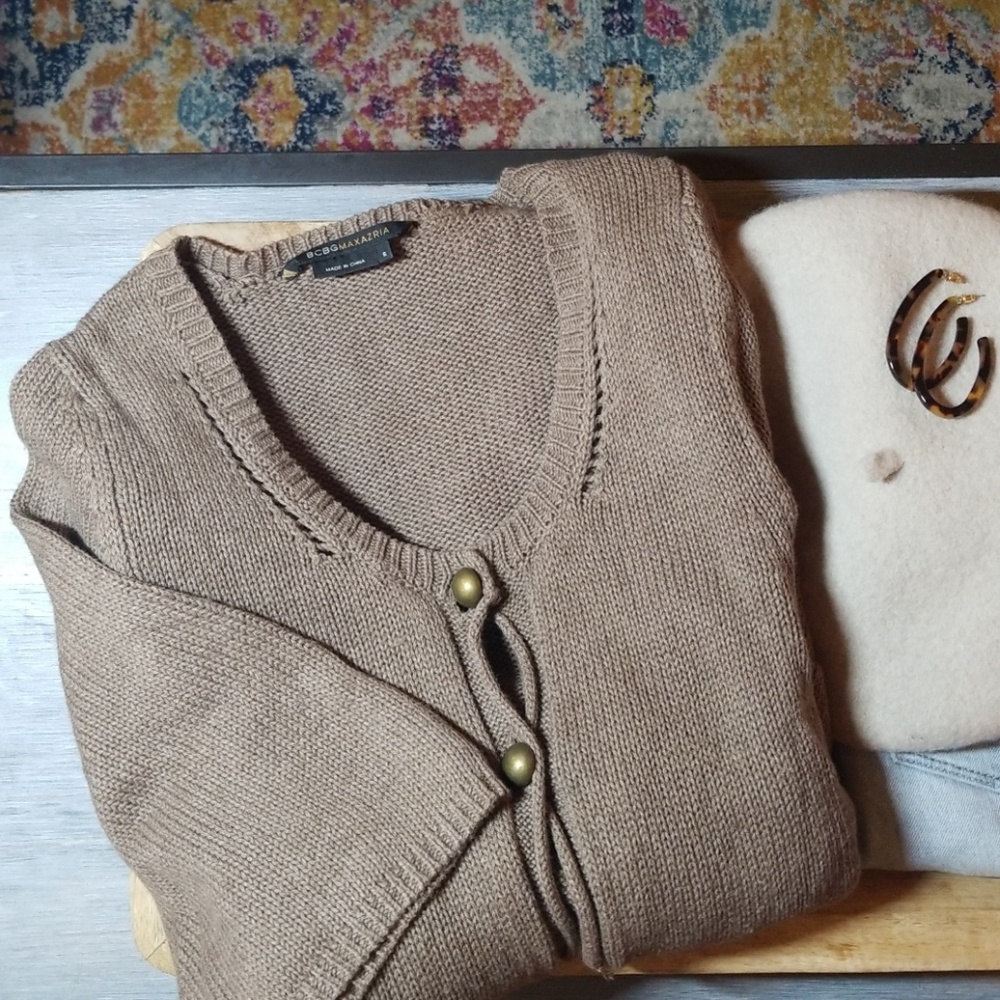 BCBG | Taupe Knit Bell-Sleeve Cardigan